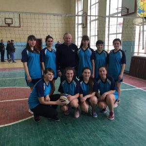 Вітаємо нашу волейбольну команду дівчат з перемогою в змаганнях з волейболу