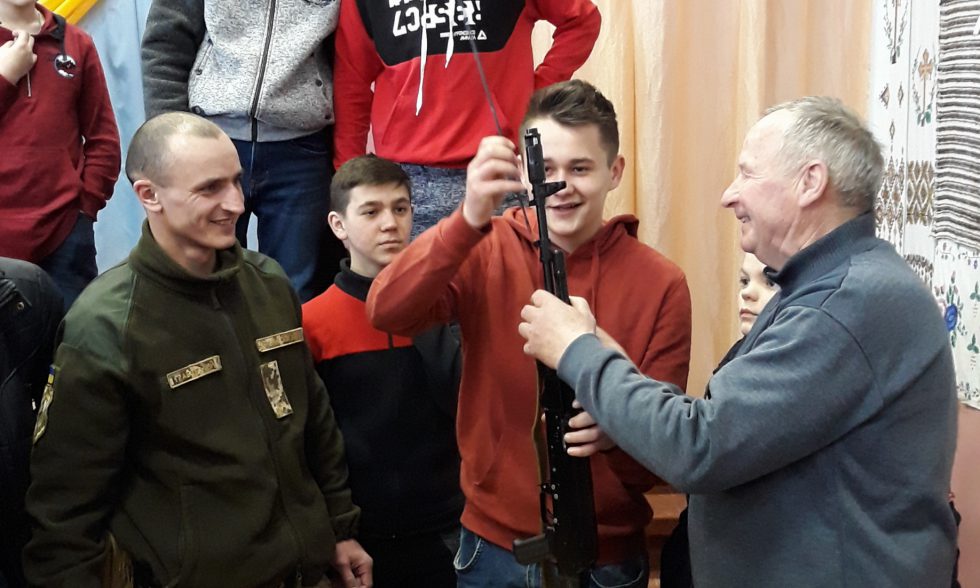 20180319_135333 Військово-патріотичне виховання школярів!