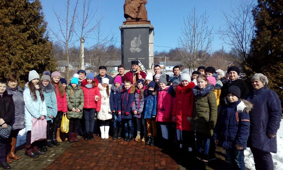 У Чорнолізцях відбулося Віче до Дня народження Шевченка