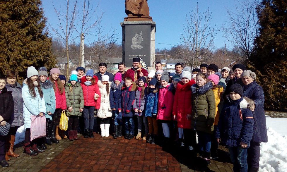 У Чорнолізцях відбулося Віче до Дня народження Шевченка