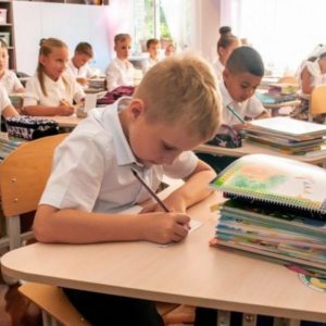 Державну підсумкову атестацію (ДПА) у 2021 році скасували для учнів 4-х та 9-х класів через коронавірус