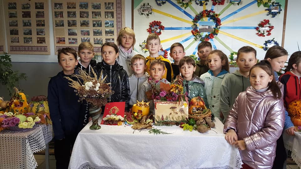 “Дарунки осені”