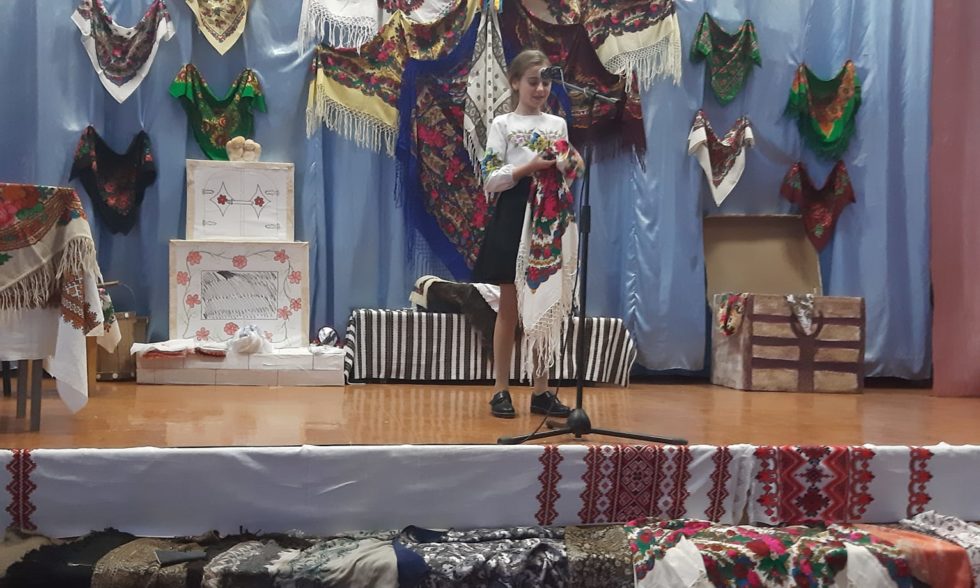 Хустка – крила над батьківським краєм