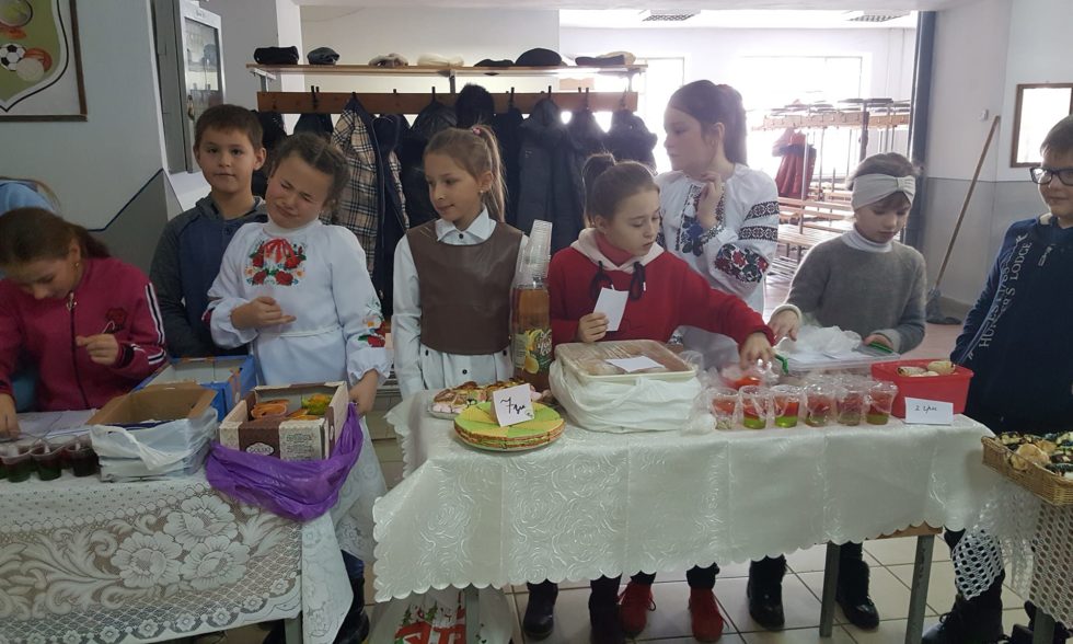 “Здійсни мрію дитини із дитячого будинку”