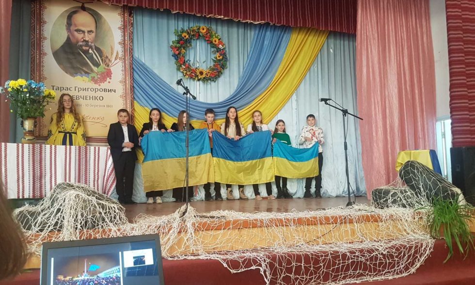 НЕЗЛАМНА, ЄДИНА, ЖИВИ УКРАЇНО!