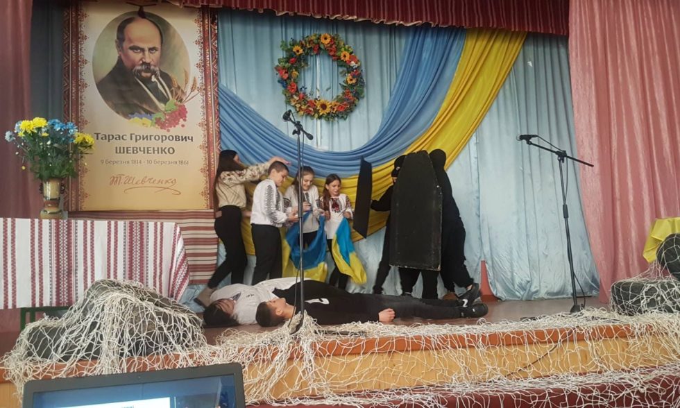 НЕЗЛАМНА, ЄДИНА, ЖИВИ УКРАЇНО!