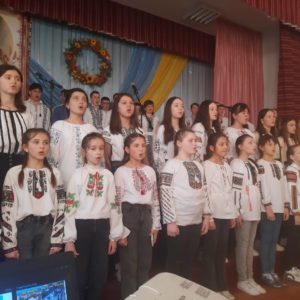 На вівтар Шевченкового слова я серце своє юне покладу