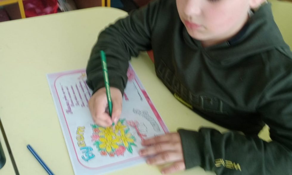 ДЕНЬ МАТЕРІ від учнів 3-А класу!