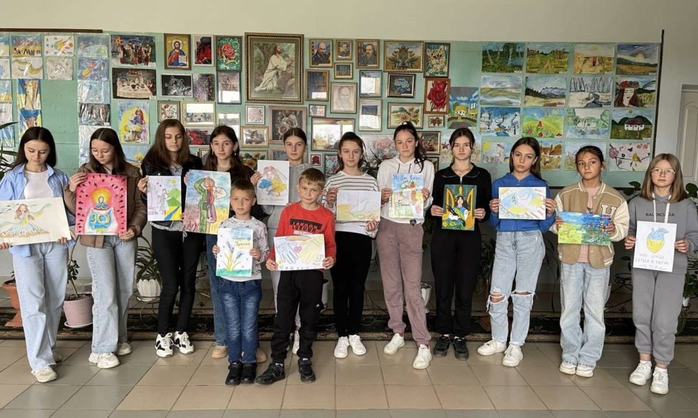 Творчі роботи учнів Чорнолізького ліцею для відбору на конкурс малюнків “ЗА НАШУ  СВОБОДУ”