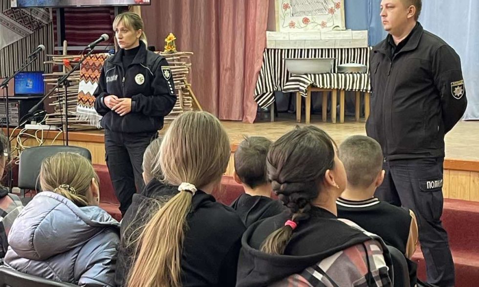 Зустріч з працівниками  ювенальної превенції Тисменицького відділу поліції