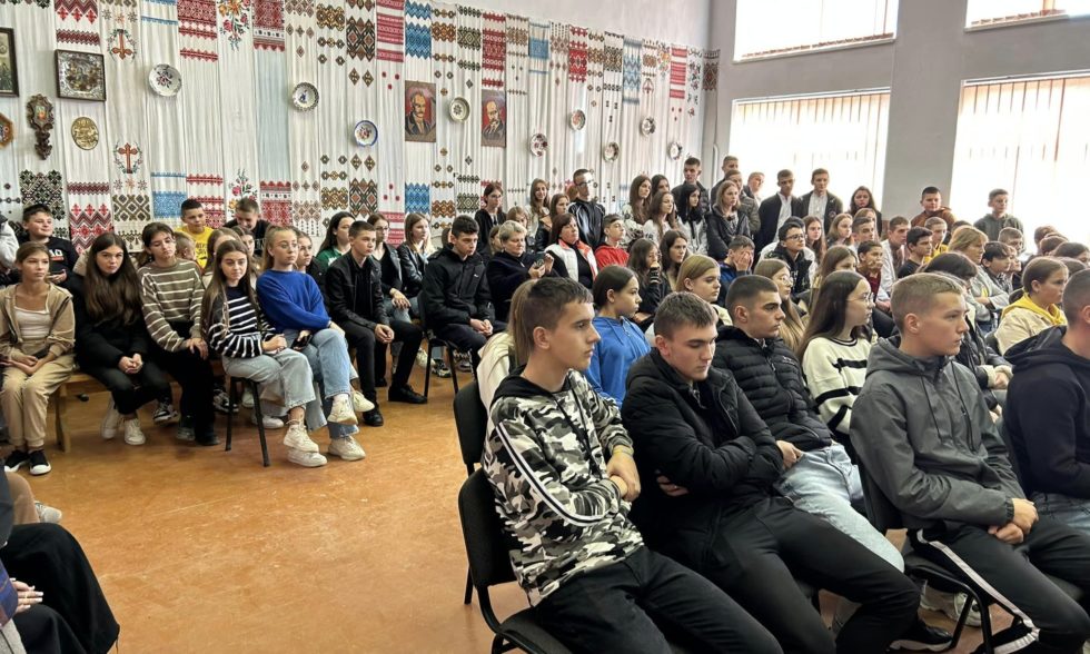 Зустріч з працівниками  ювенальної превенції Тисменицького відділу поліції