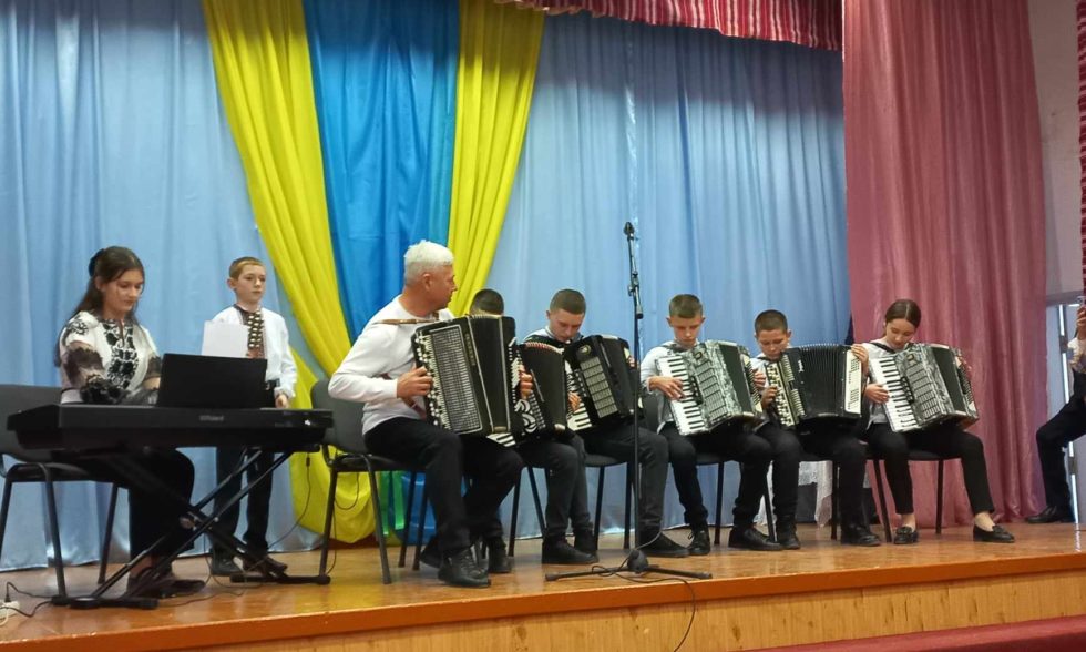 “Листопад мелодій”