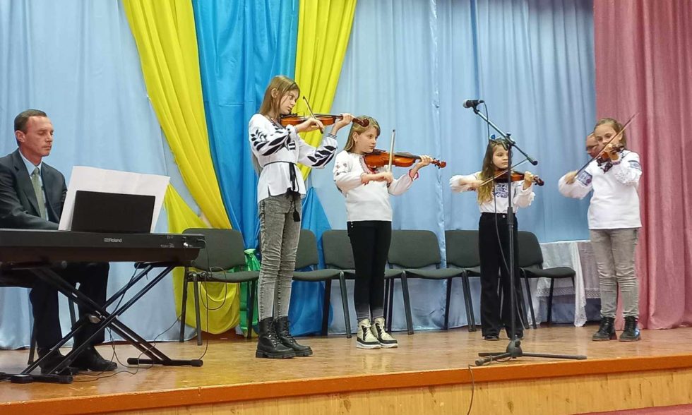 “Листопад мелодій”