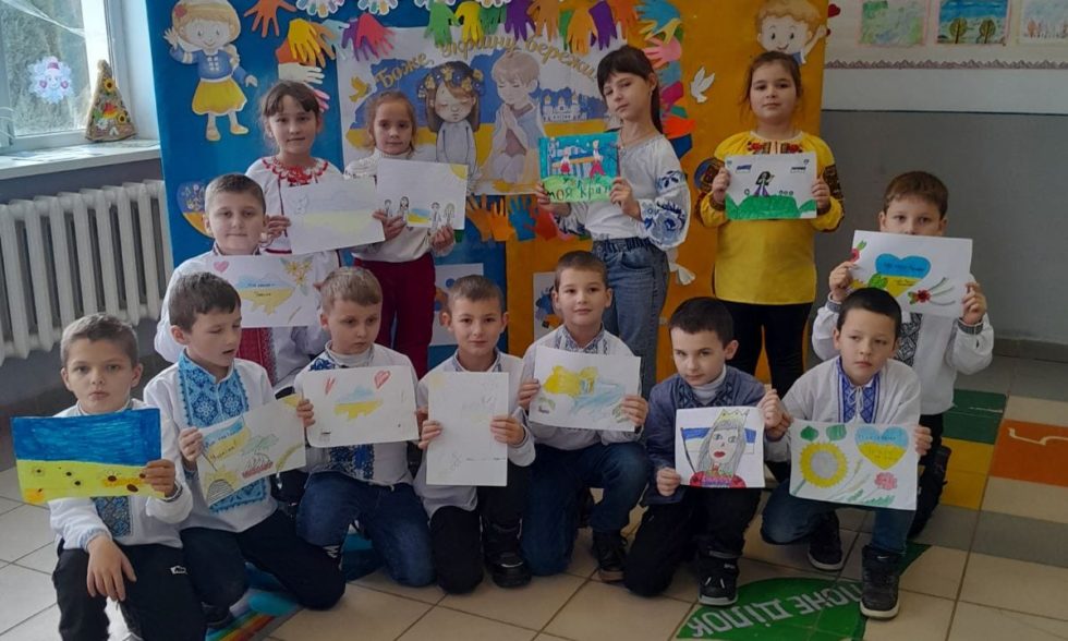 Тиждень початкової освіти під девізом “Щасливе дитинство під мирним небом”