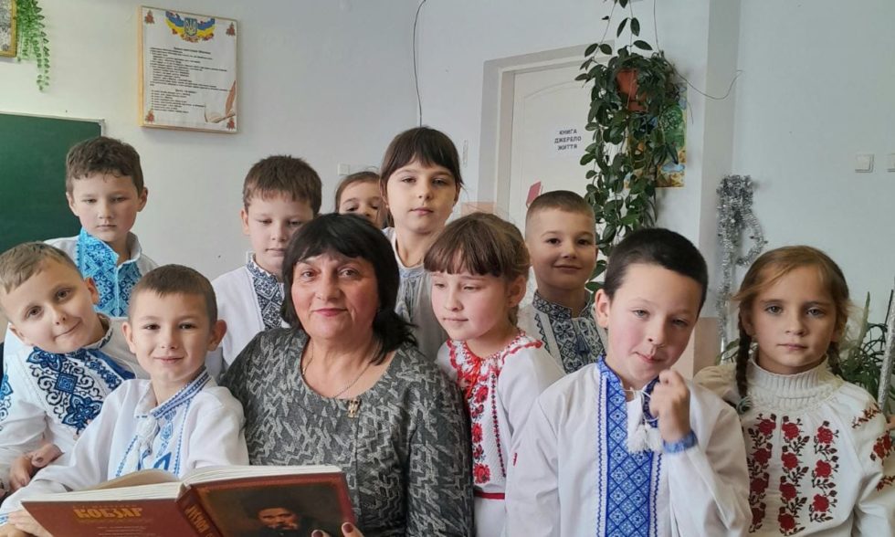 Тиждень початкової освіти під девізом “Щасливе дитинство під мирним небом”