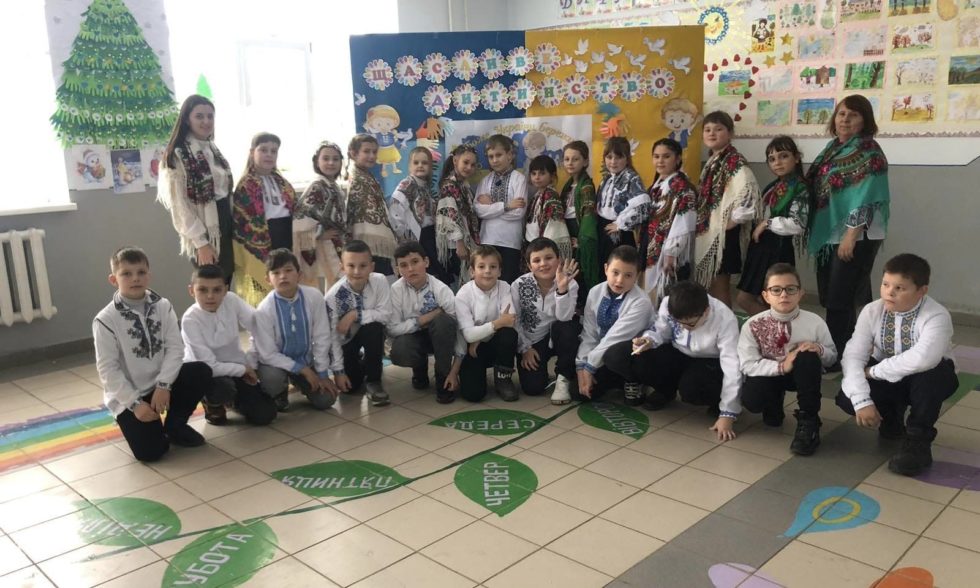 Тиждень початкової освіти під девізом “Щасливе дитинство під мирним небом”