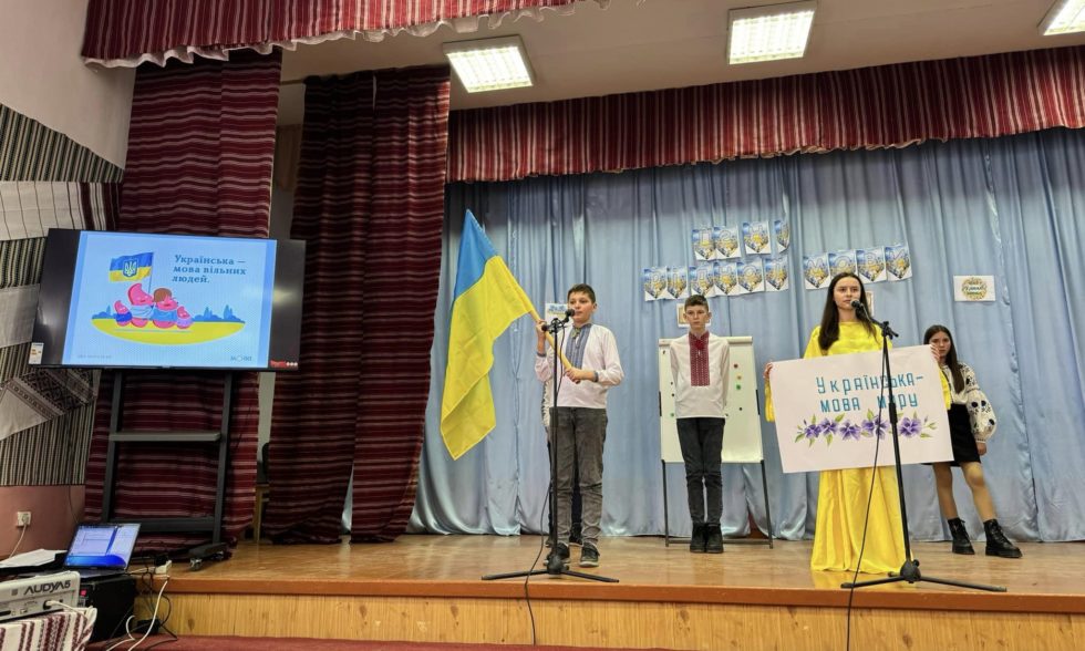 «МОВА, МАМА ТА УКРАЇНА – ЖІНОЧОГО РОДУ….»