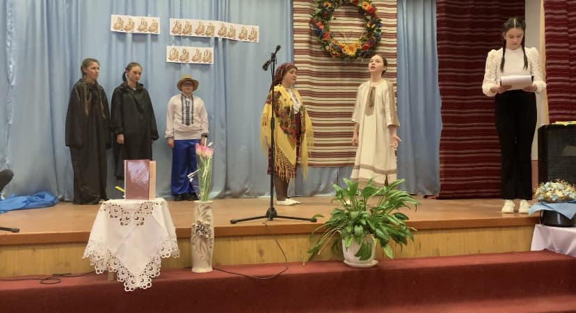 Літературні читання, «Як пахне весна перемогою, а ще – словом правдивим Ліни…»