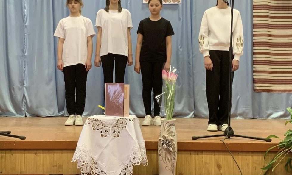 Літературні читання, «Як пахне весна перемогою, а ще – словом правдивим Ліни…»