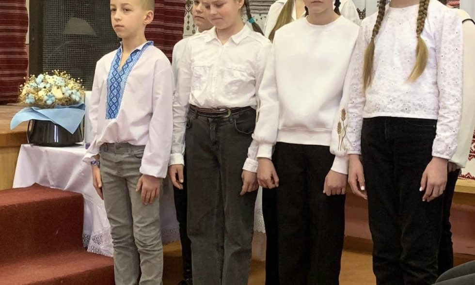 Літературні читання, «Як пахне весна перемогою, а ще – словом правдивим Ліни…»