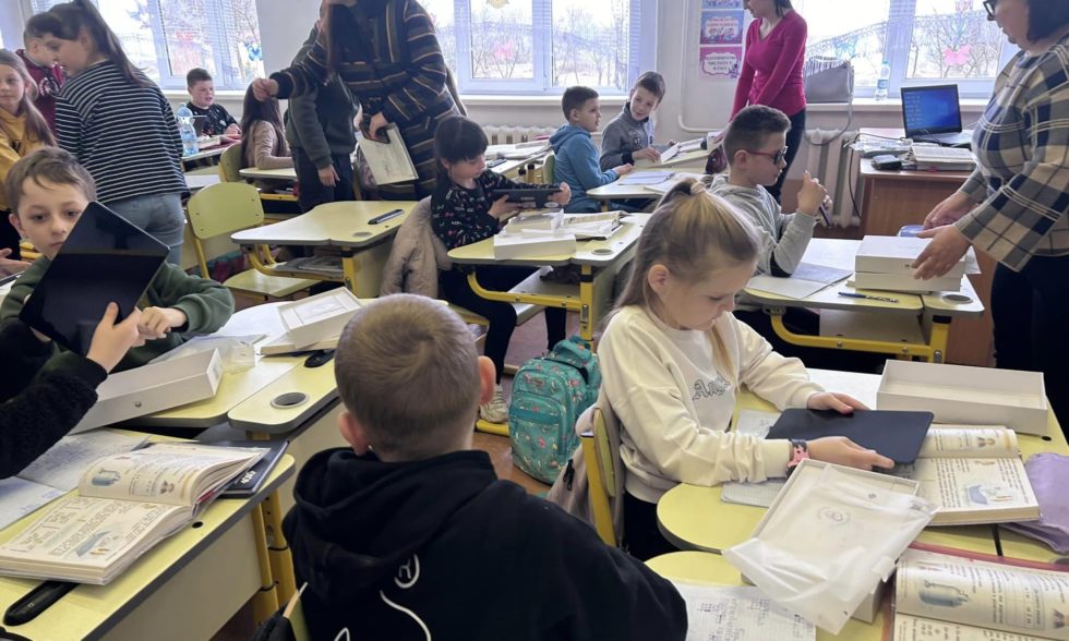 Приємні подарунки для ліцею