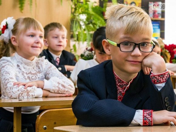 Чорнолізький ліцей оголошує набір учнів до 1 класу на 2026–2027 навчальний рік!